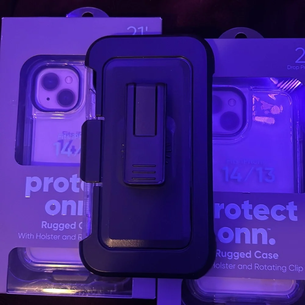 iPhone 14/13 protect onn. Phone cases they are super protective with holder. - Picture 3 of 6